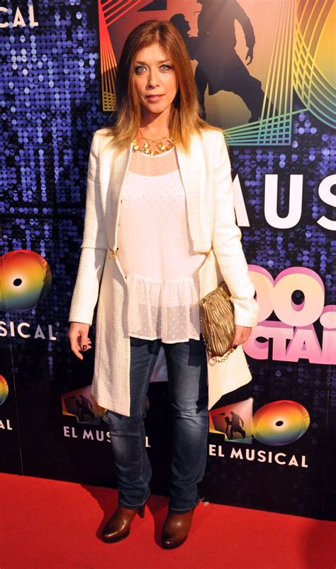 Aug 02, 2021 · todos los artículos y noticias escritas por el país y publicadas en el país. Soraya Arnelas acude al estreno de '40 el musical' sin su ...