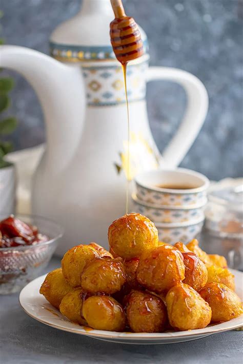 Perfectly Crunchy Luqaimat Arabic Sweet Dumplings Munaty Cooking In