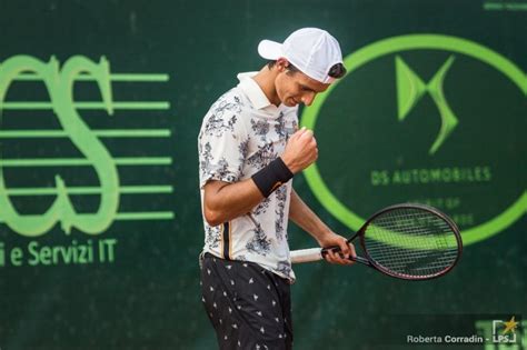 Tsitsipas stefanos — musetti lorenzo. Tennis: Lorenzo Musetti è il primo nato nel 2002 a ...