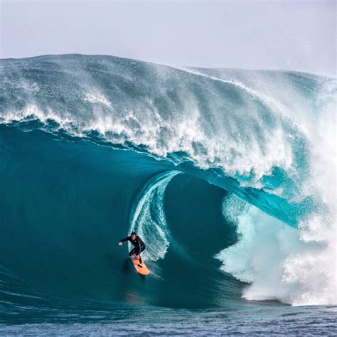 Images By Ivan Kovacevic On Surf Surfing Waves Surfing Waves B8e