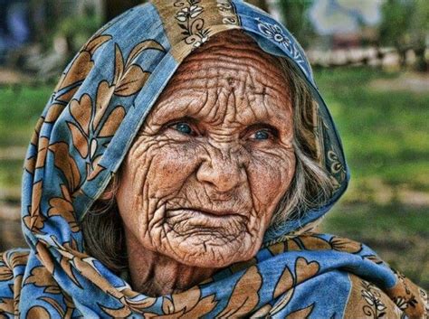 Épinglé Sur Older Women Of The World