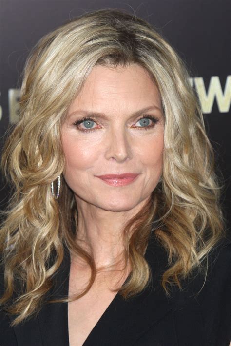 Michelle Pfeiffer Good Layers And Blonde Michelle Pfeiffer Trending