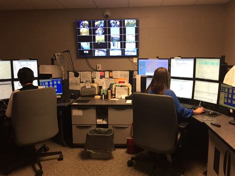 Inside Look E 911 Dispatchers ‘vital Link For Public Emergency