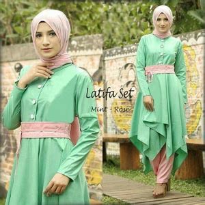 Ootd #celanakulot #hijabootd inspirasi ootd berhijab dengan bawahan celana kulot untuk para remaja agar terlihat modis dan. Konsep Terbaru 18+ Model Baju Tunik Setelan Celana