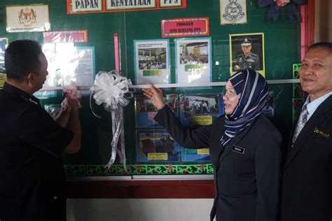 Topbooks dbp buku teks kssr pendidikan jasmani dan pendidikan kesihatan sekolah kebangsaan tahun 4 shopee malaysia PELANCARAN PROGRAM JOM KE SEKOLAH PERINGKAT DAERAH KOTA ...