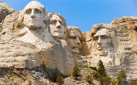 Iconic American Landmarks That Almost Werent Readers Digest