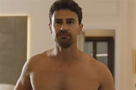 Theo James Finally Admits To Wearing A Fake Penis In Racy Scene On The White Lotus Mirror Online