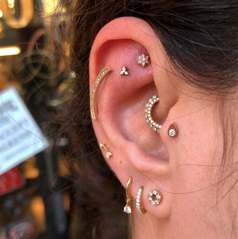 Apr 01, 2021 · a curated ear is one in which the person has multiple small piercings to create an elegant look. Curated ears and more of the biggest piercing trends for ...