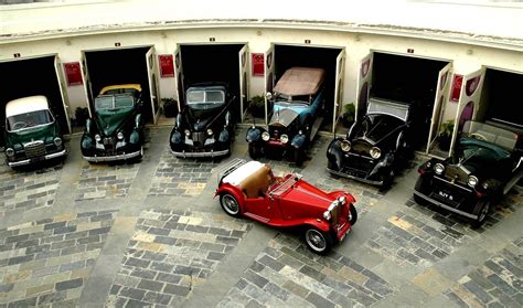 Vintage Classic Car Collection Udaipur