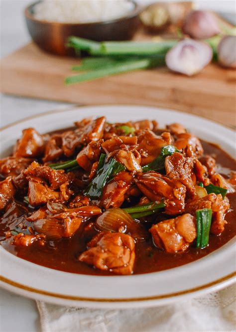 Ginger Chicken Authentic Chinese In 30 Minutes The Woks Of Life Recipe Ginger Chicken