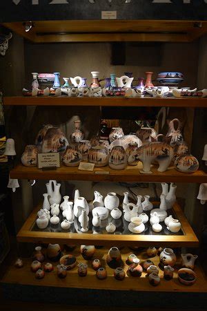 The hopi, as the historic inhabitants. Hopi House (Grand Canyon National Park) - 2019 All You ...