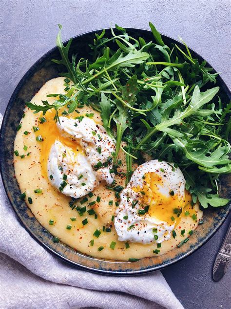 Ecco una versione senza glutine dei classici gnocchi alla romana. Polenta crémeuse au parmesan et oeufs pochés inratables ...