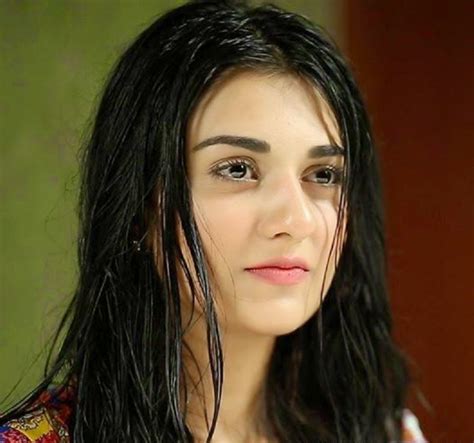 sarah khan hd wallpaper pakistani actress bollywood sarah khan pakistani actresses 1180713