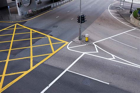 Yellow Box Junction Rules How To Avoid A Penalty Motoring Research