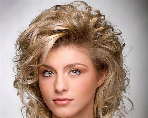 24 Shoulder Length Hairstyles Curly Thick Hair Hairstyle Catalog