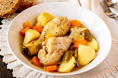 C Mo Preparar Pollo Guisado Con Verduras Receta Reconfortante Como Lo Har A Tu Abuelita