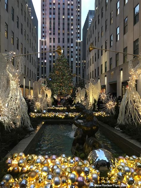 Rockefeller Center Christmas Tree And Decorations Nyc New Yorker Tips