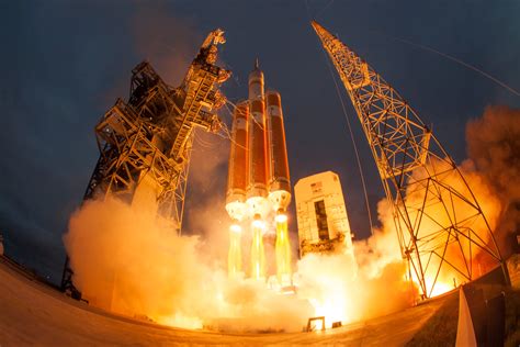 11 Stunning Images Of Rocket Launches Gizmodo Australia