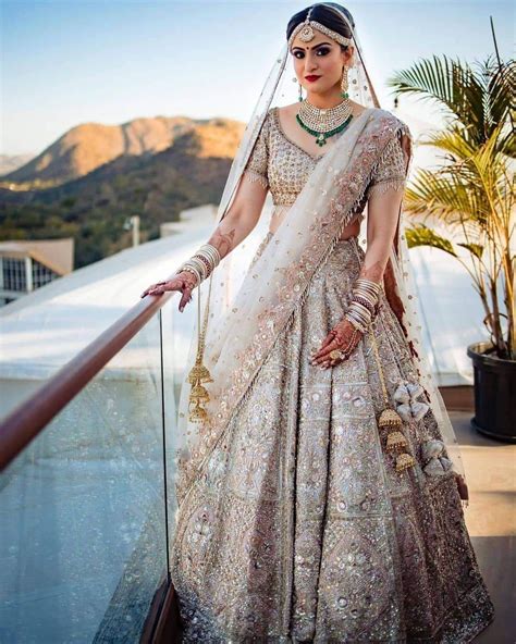 Indian Wedding Outfits Bridal Lehenga Lorine Molter