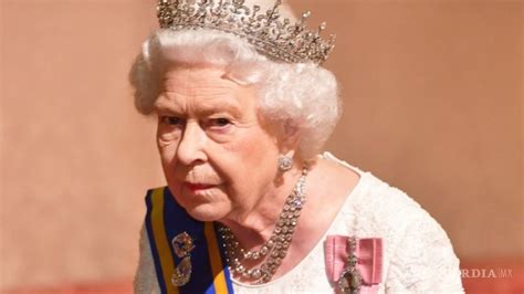 Y sigue siendo la reina Isabel II cumple 67 años al frente de la
