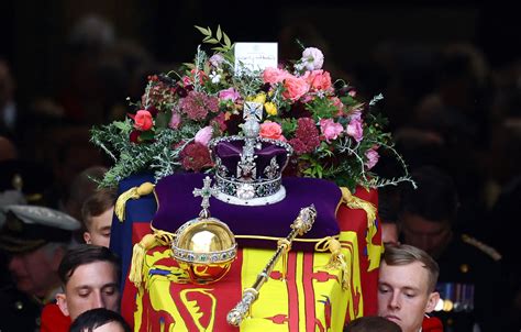queen elizabeth ii s funeral photos biggest moments mass news