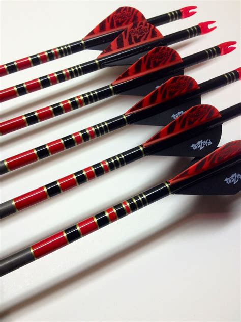 Custom Black And Red Custom Archery Arrows Archery Bows Pinterest