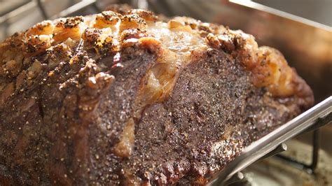 For best results when preparing a prime rib roast, do not purchase less that a 3 rib roast. One-Pan Prime Rib and Roasted Vegetables | Cook's Country