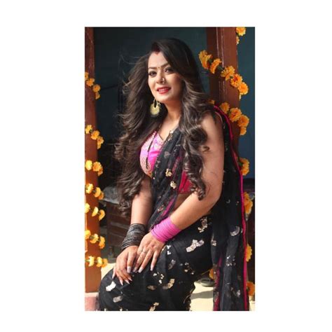 Bhojpuri Star Nidhi Jha S Top Attractive Pictures On Instagram