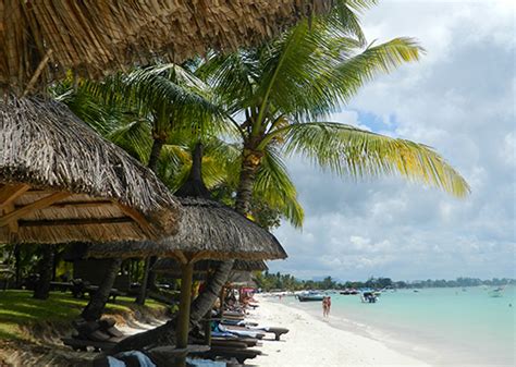 Plage De Trou Aux Biches A Lile Maurice