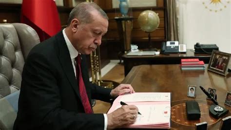 Cumhurbaşkanı Erdoğandan kritik görevden alma ve atama kararları