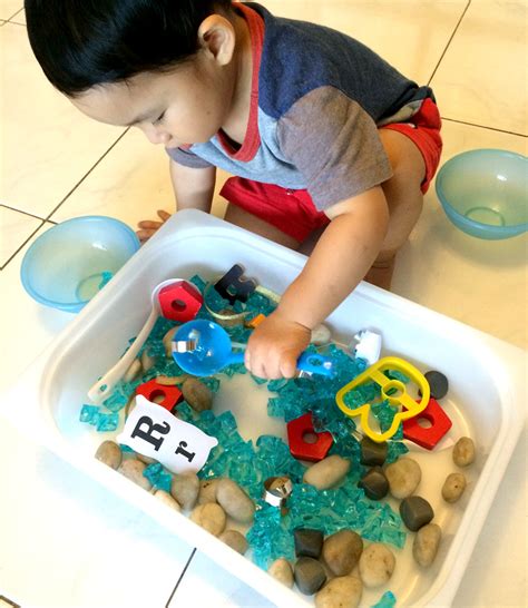 Diy How To Make Sensory Bins For Toddlers
