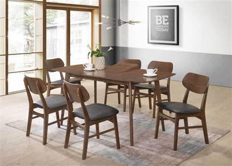 Scegli tra immagini premium su plain white desk della migliore qualità. 20 Ideas of Solid Wood Circular Dining Tables White