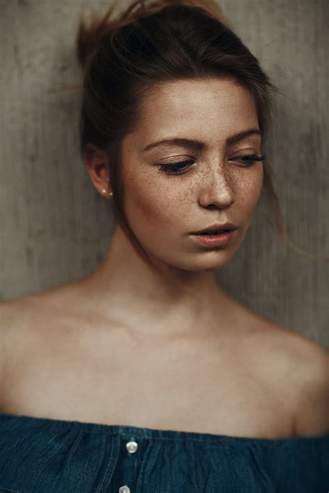 Martin Strauss Face Women Model Portrait Kira Beblik Brunette
