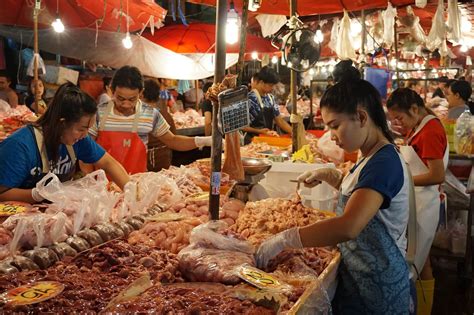 Our Guide To Late Night Markets In Bangkok