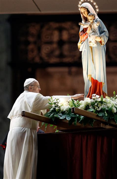 Da Mihi Animas Pope Francis Mary Is United To Christ In The Martyrdom Of Her Heart