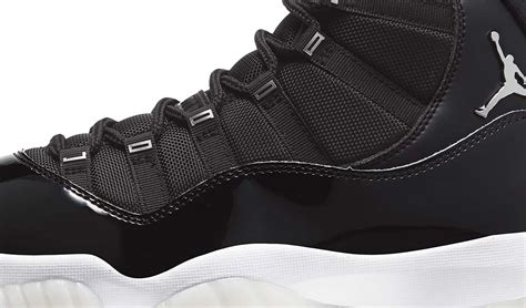 物欲スニーカー Nike Air Jordan 11 Retro Jubilee Black Clear White