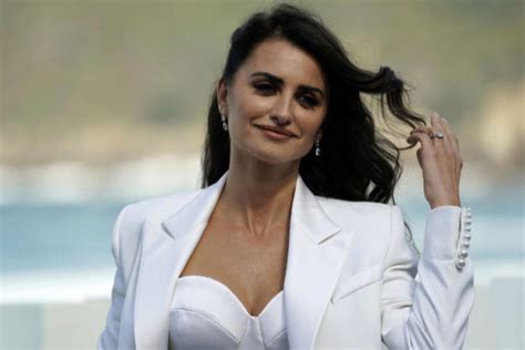 Penelope Cruz Classical Ballet Taught Me A Military Attitude The