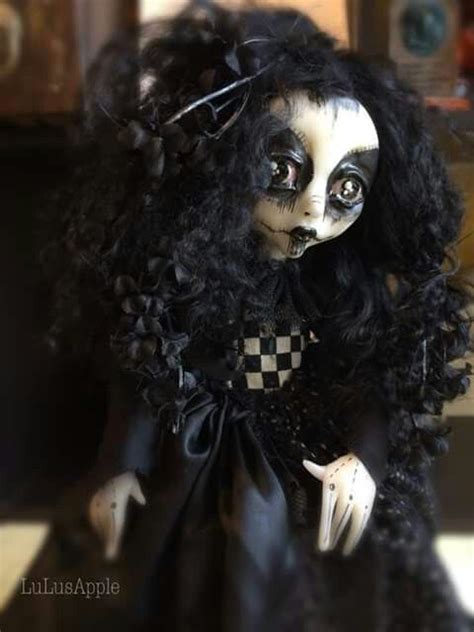 Pin By Sonya Burwell On Odd Dolls Halloween Face Makeup Face Face