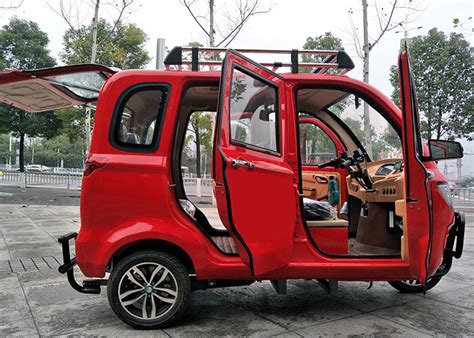 Motor tersebut dibernama kaisar ruby dan merupakan motor bergaya cruiser yang memiliki desain mirip motor harley davidson. Motor Tertutup Roda Tiga Terpasang, 200 CC Penumpang 2700 ...