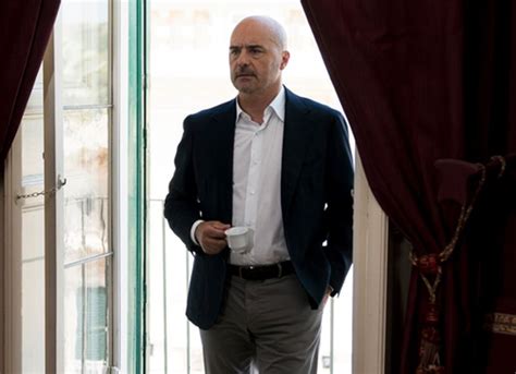 Montalbano stasera in tv su rai1: Su Rai1 torna il commissario Montalbano in attesa del suo ...