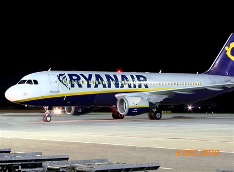 Ok, to kick things off, we have a request from tim robinson. Ryanair Airbus A320 Combo Aviation Design - Modified ...