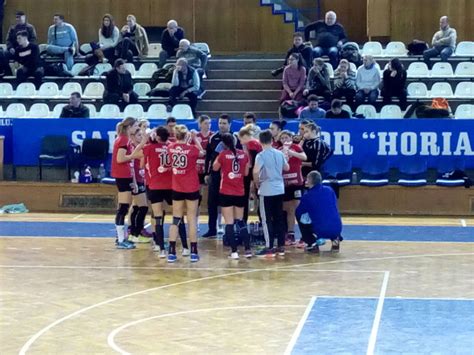 Elevele lui ambros martin au. Handbal feminin: „U" Cluj a câștigat a doua ediție a ...