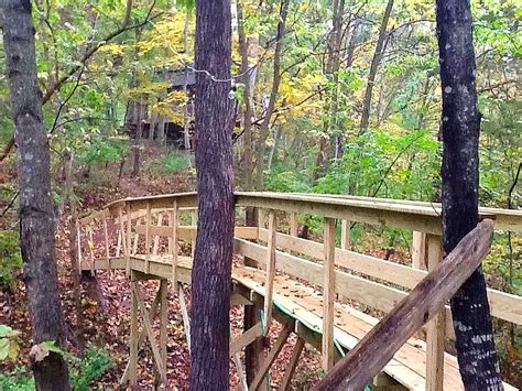 Located in the picturesque town of elizabethtown, illinois is timber ridge outpost & cabins. Unique Cabin | Tree House in Nauvoo, Illinois