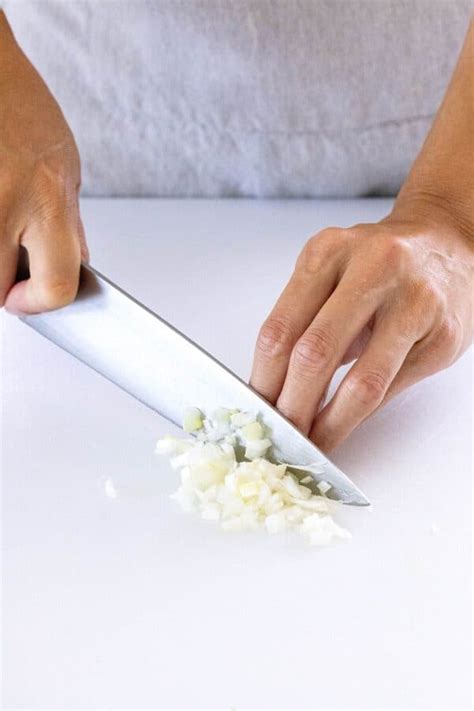 How To Cut Green Onions Jessica Gavin