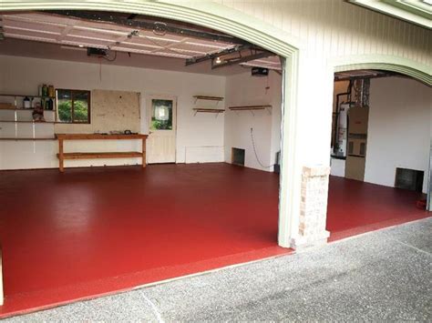 Painting a rug, painting concrete, painted garage floor. Garage Floor Paint Options