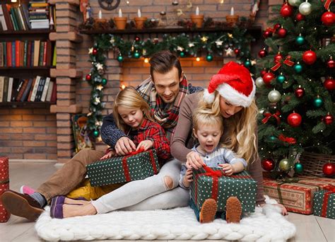 If there's one thing you should keep in mind when shopping for families, it's that generic is ok. Four family gift ideas guaranteed to keep everyone happy ...