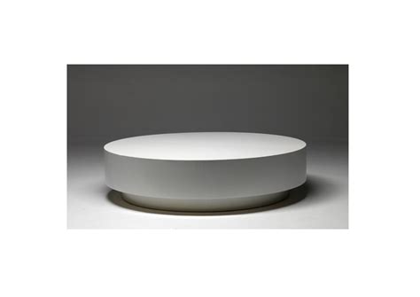 Central to most living rooms, coffee tables provide a place to set drinks, a place to put your feet up, and provide additional storage. Round Coffee Table | Redfurniture.co.nz