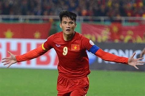Top 10 Cầu Thủ Bóng đá Việt Nam Hay Nhất Lịch Sử