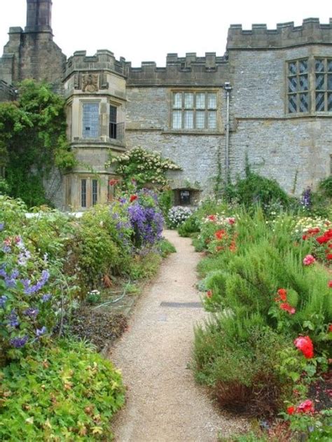 Picturesofengland In The Garden Haddon Hall Derbyshire Bakewell