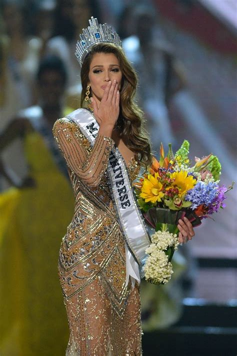 Samantha katie james was crowned miss universe malaysia 2017 on thursday. France crowned Miss Universe 2017 - News : People (#786968)
